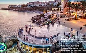 Nerja Luna